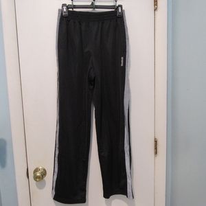 SOLD!(Thredup)Reebok "Play Warm", Kids Sweatpant